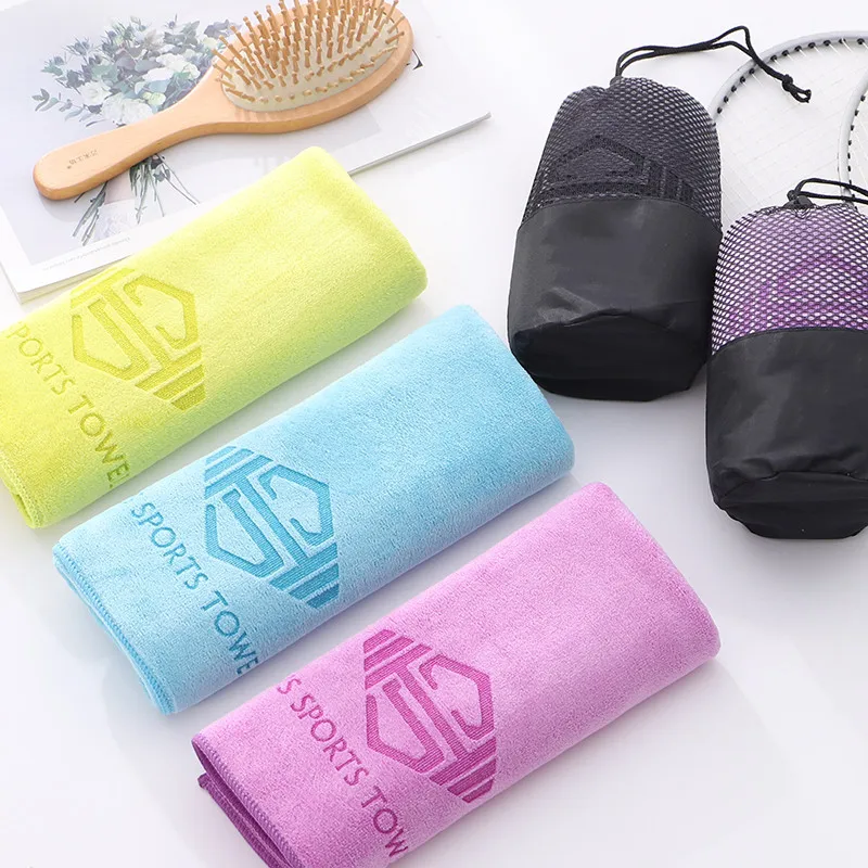 Microfiber Sports towel, running sweat-absorbent yoga sweat-wiping outdoor sports towel, gym towel customized LOGO supplier