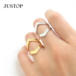 Unisex Stainless Steel Fashion Ring for Original Design Gold Plated New Symmetrical Double V High-Level Non-Faded Personalized G