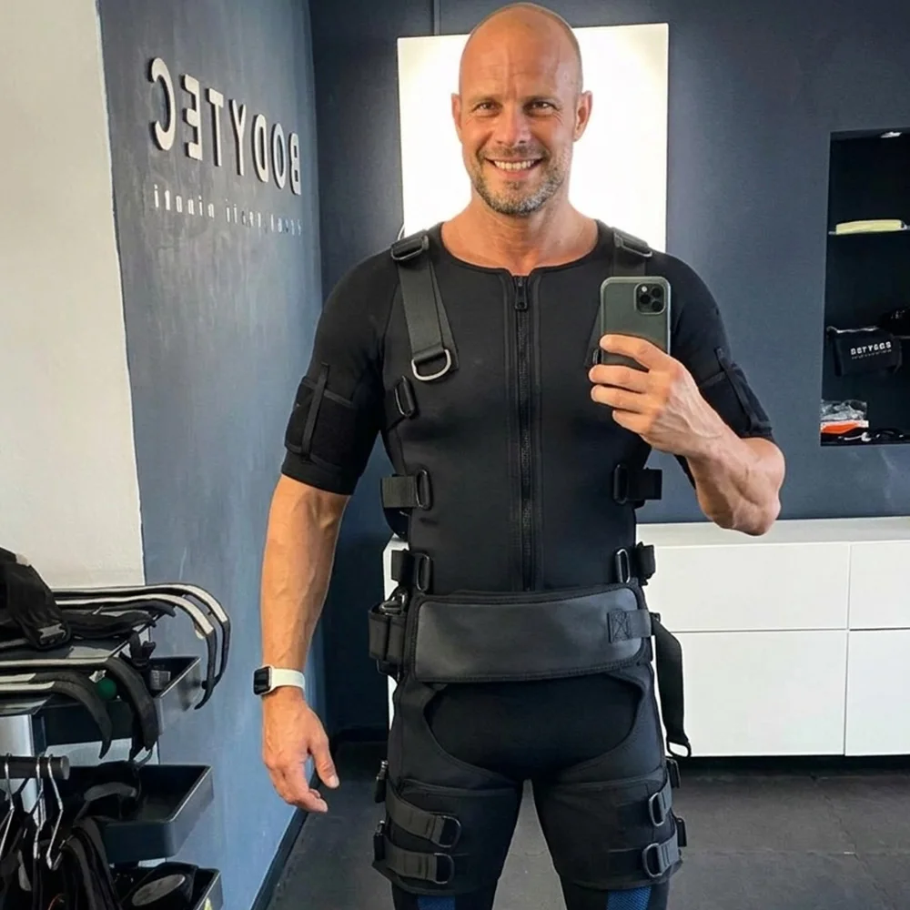 fitness enthusiasts fitness enthusiasts