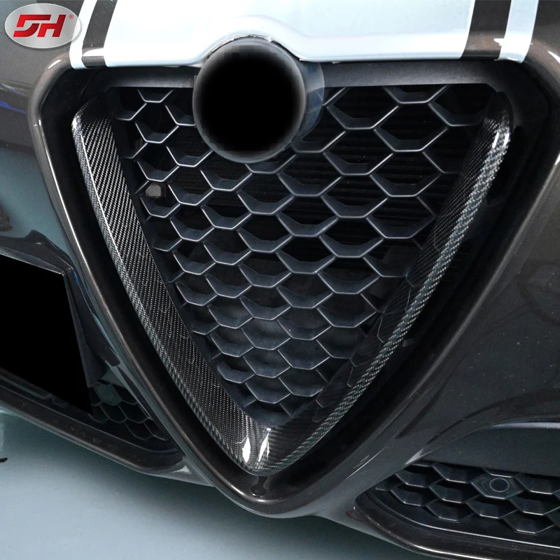 Auto dry carbon fiber Carbon fiber medium V trim for Alfa Romeo Stelvio 2017-UP