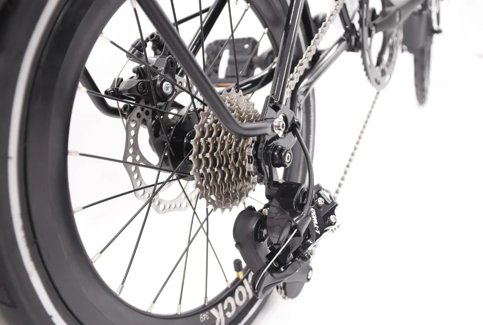 MINT 16インチ 9段変速 T9D-349D ディスクブレーキ 3つ折り自転車