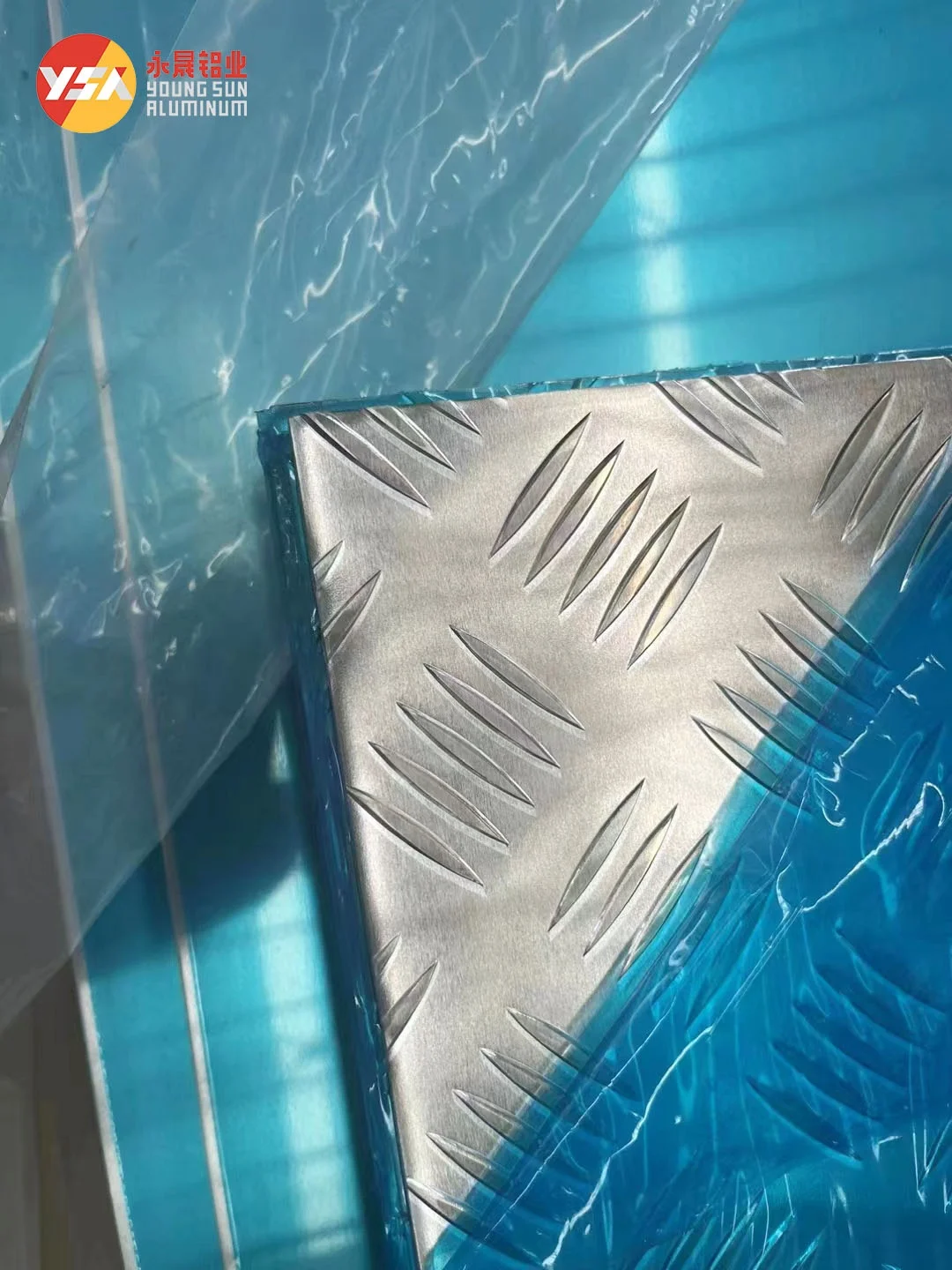 Henan Factory 3 Bar 5 Bar Aluminum Checker Plate 5052 5083 5754 Aluminum Diamond Plate for Wheelchair Ramp