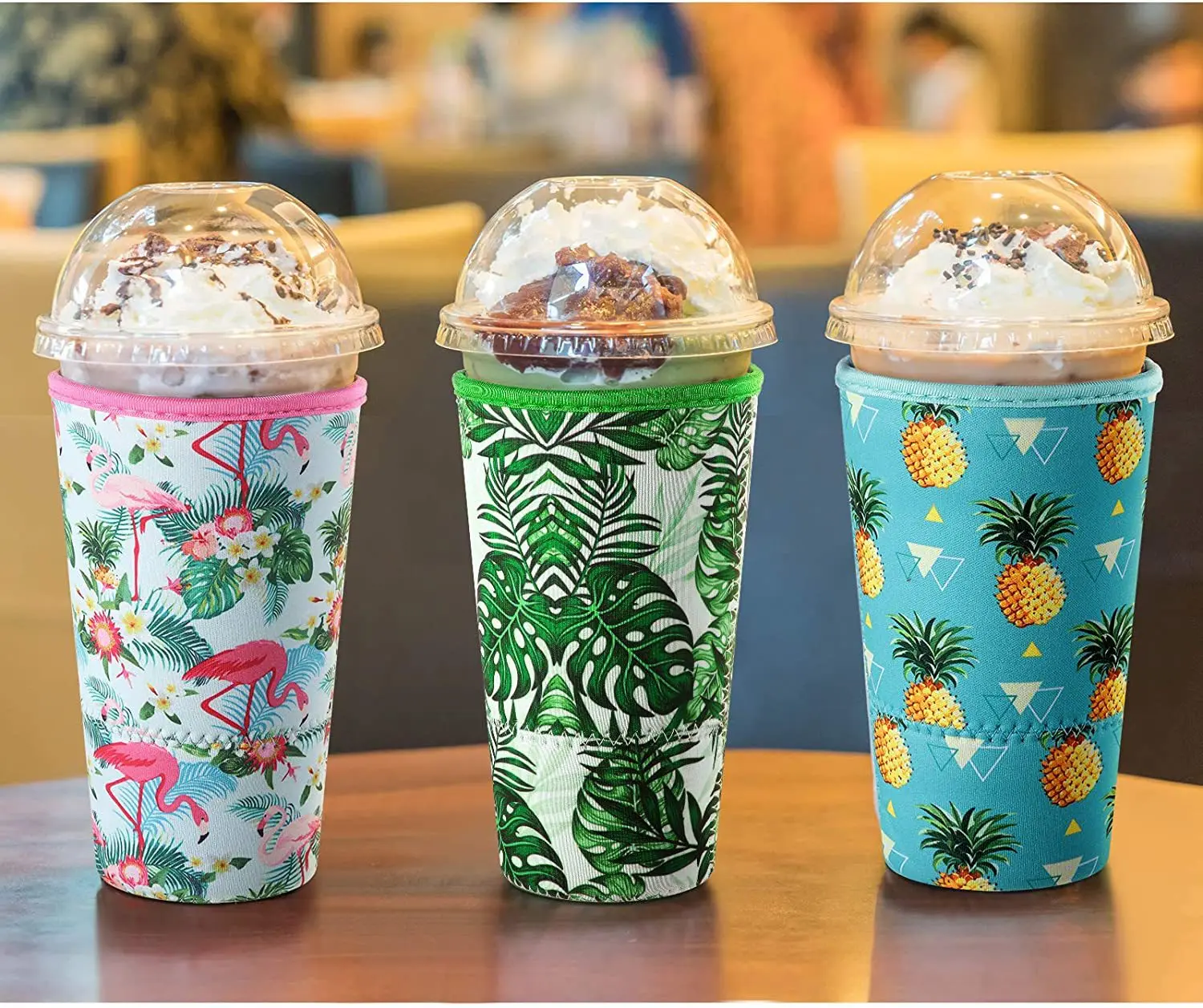 Sok It Pint Glass Sleeve - Insulated Neoprene Cover For Beer Glasses (Luck Of The Shamrock)