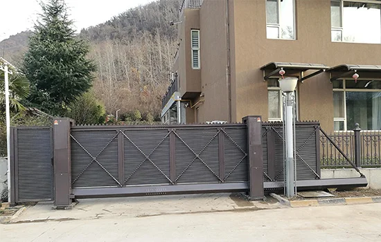 Modern Automatic Aluminum Alloy Cantilever Sliding Gate for Industrial School Garden Outdoor House Use