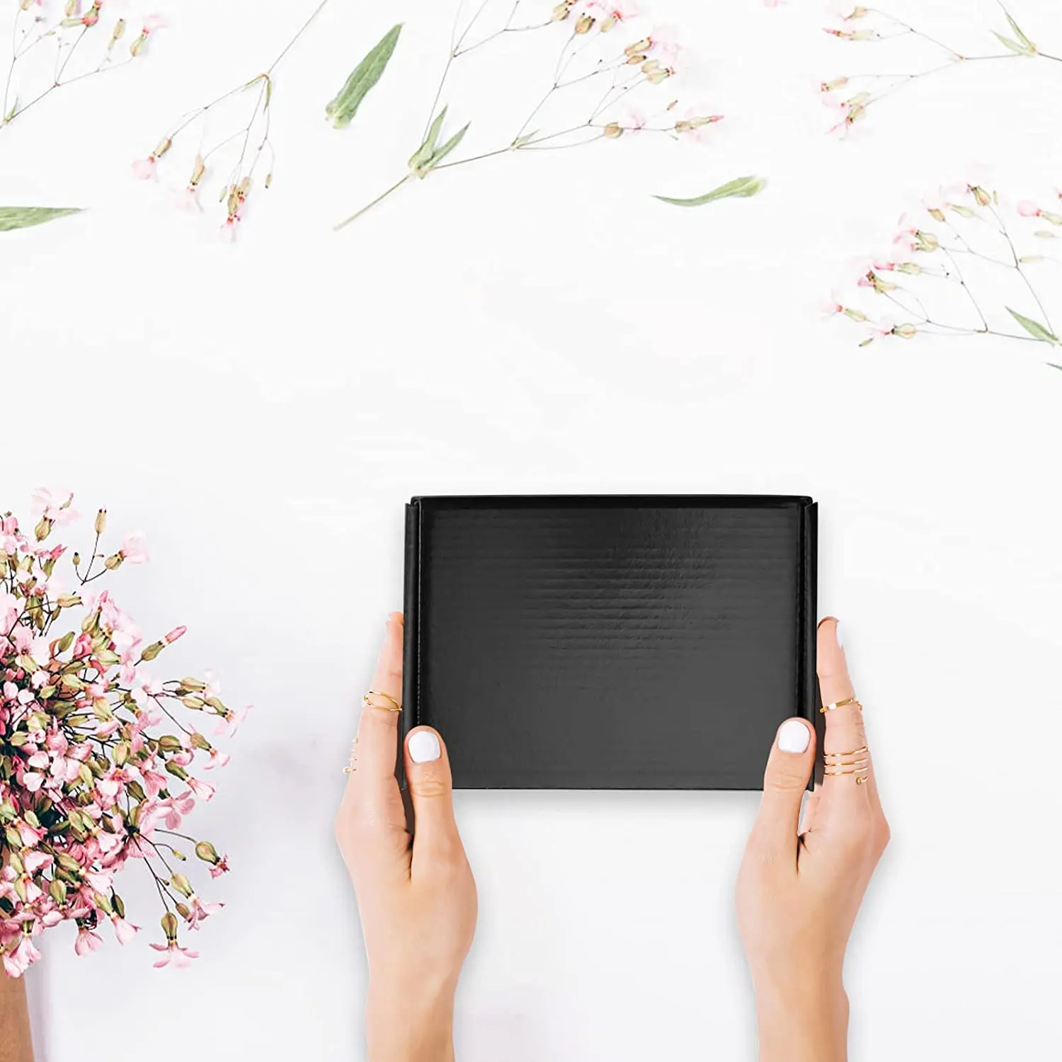 Коробки для доставки по индивидуальному размеру черные почтовые ящики из гофрированного картона маленькие малого