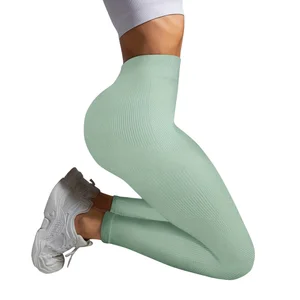 Seamless Knitted Green Tight Fitting Breathable Quick Dry Four Way Stretch High Waist Yoga Pants for Woman Sports