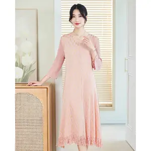 2026 Spring New Women's V-Neck Dress High-End Age-Reducing Western-Style Slim Fringed 100% Cotton Pleated Black Casual Floral