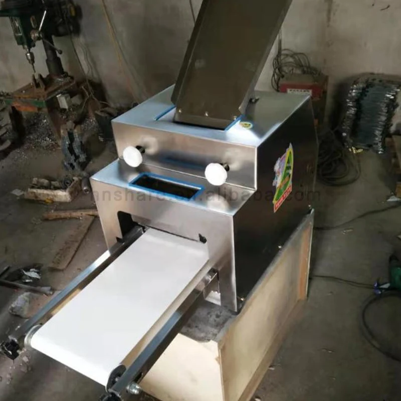 Electric Pizza Base Making Machine Automatic Pizza Dough Roller Making Machine
