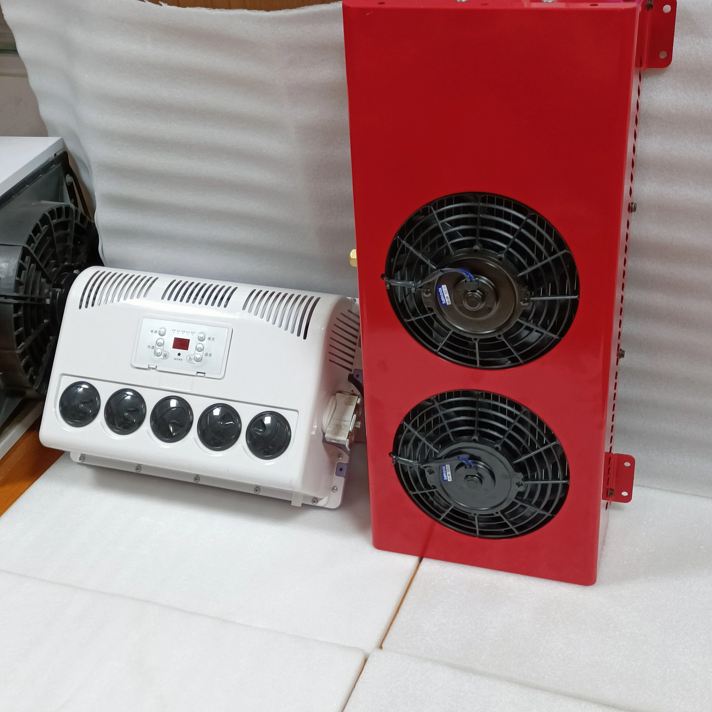 トラック用パーキングエアコン パーキングクーラー 24V PC4000 24V 12V 