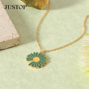 18K Gold Plated Engraved Nama Logo Daisy Flower Coin Necklace Cute Style Brass Pendant Chain Tarnish Free Jewelry for Gift