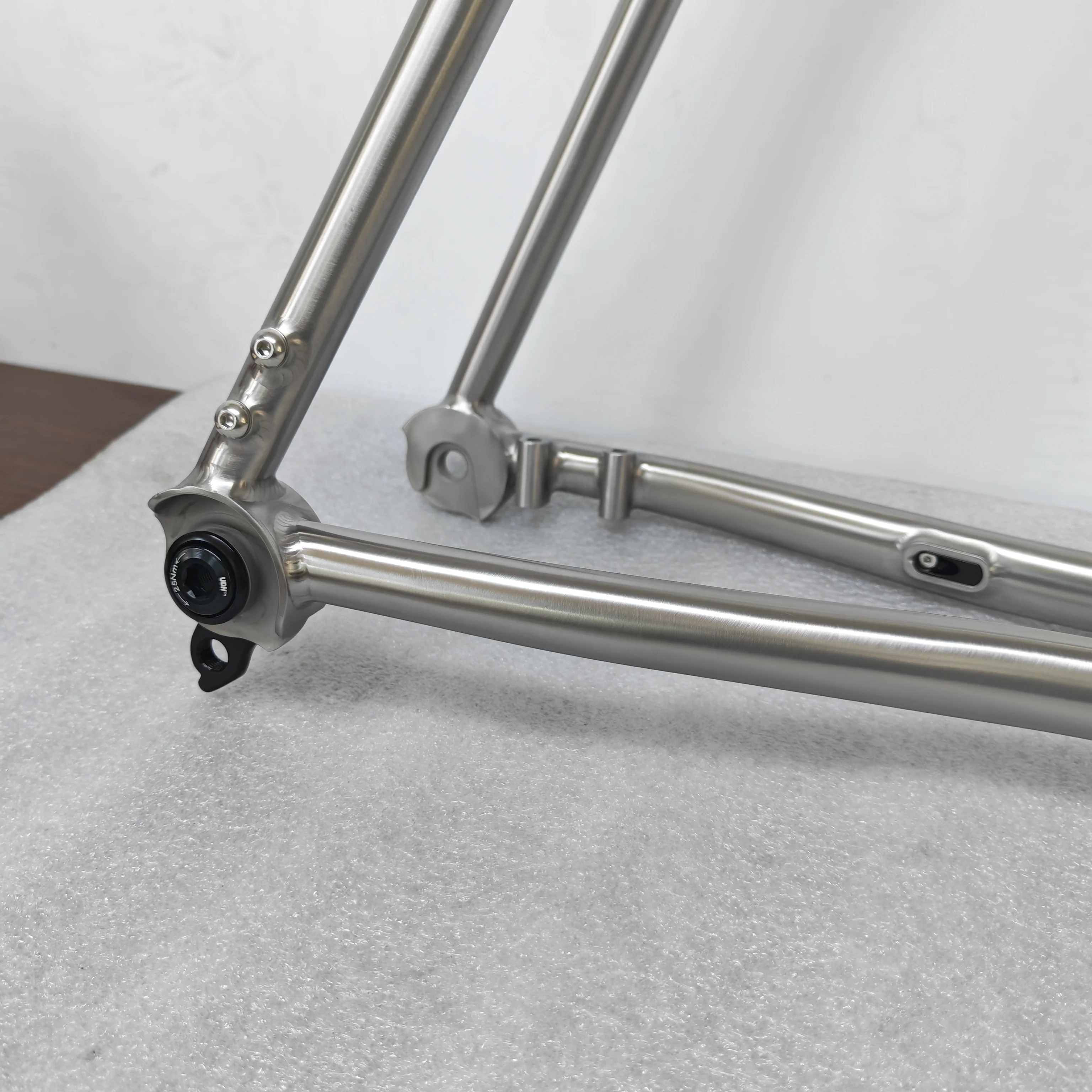 Titanium Gravel Bicycle Frame| Alibaba.com