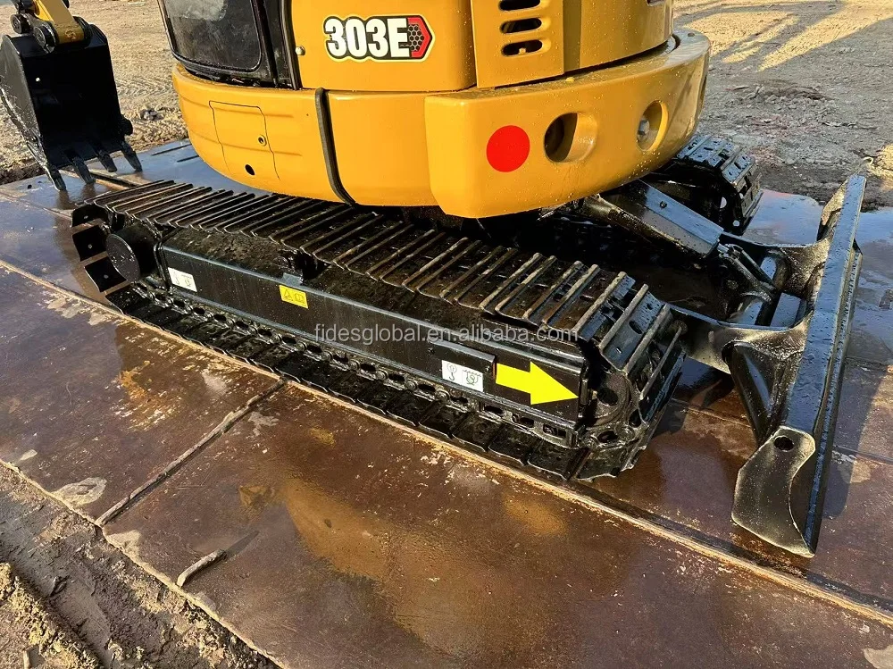 Cat303e Caterpillar used excavator Japan mini Cat 1ton 2ton 3ton 3.5ton ...