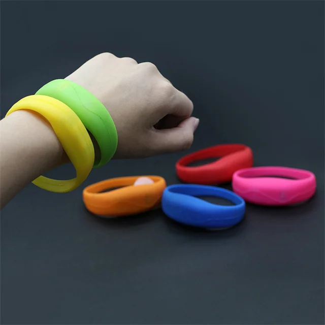 Sound Activated Flashing LED Wristband for Events Rave Party Silicone LED Bracelet for Festival by Voice Control