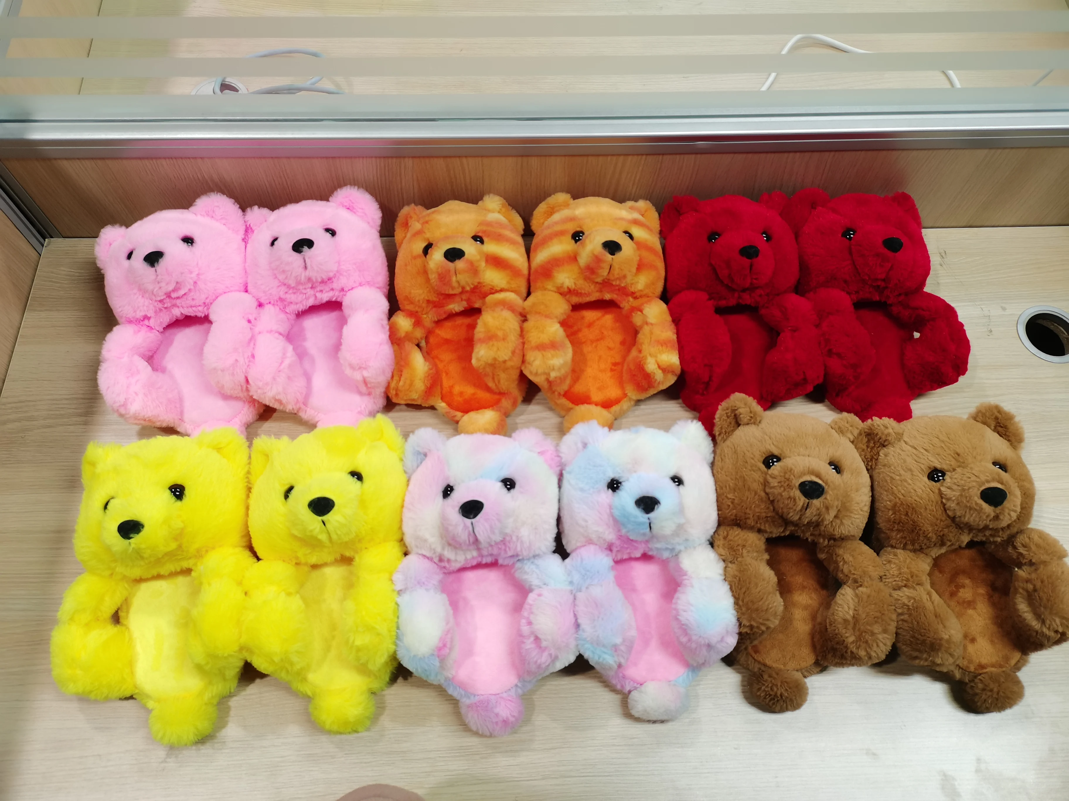 kids teddy bear slippers.jpg