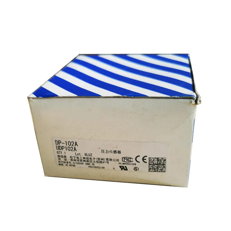 حساس ضغط رقمي أصلي جديد طراز DP-102A من سلسلة DP.
حساس ضغط رقمي عالي الدقة، يتميّز بدقة كشف مستقرة واستجابة سريعة. ويتميز أيضًا بسهولة إعداد المعايير، ومقاومة قوية للتداخلات، وعمر خدمة طويل.