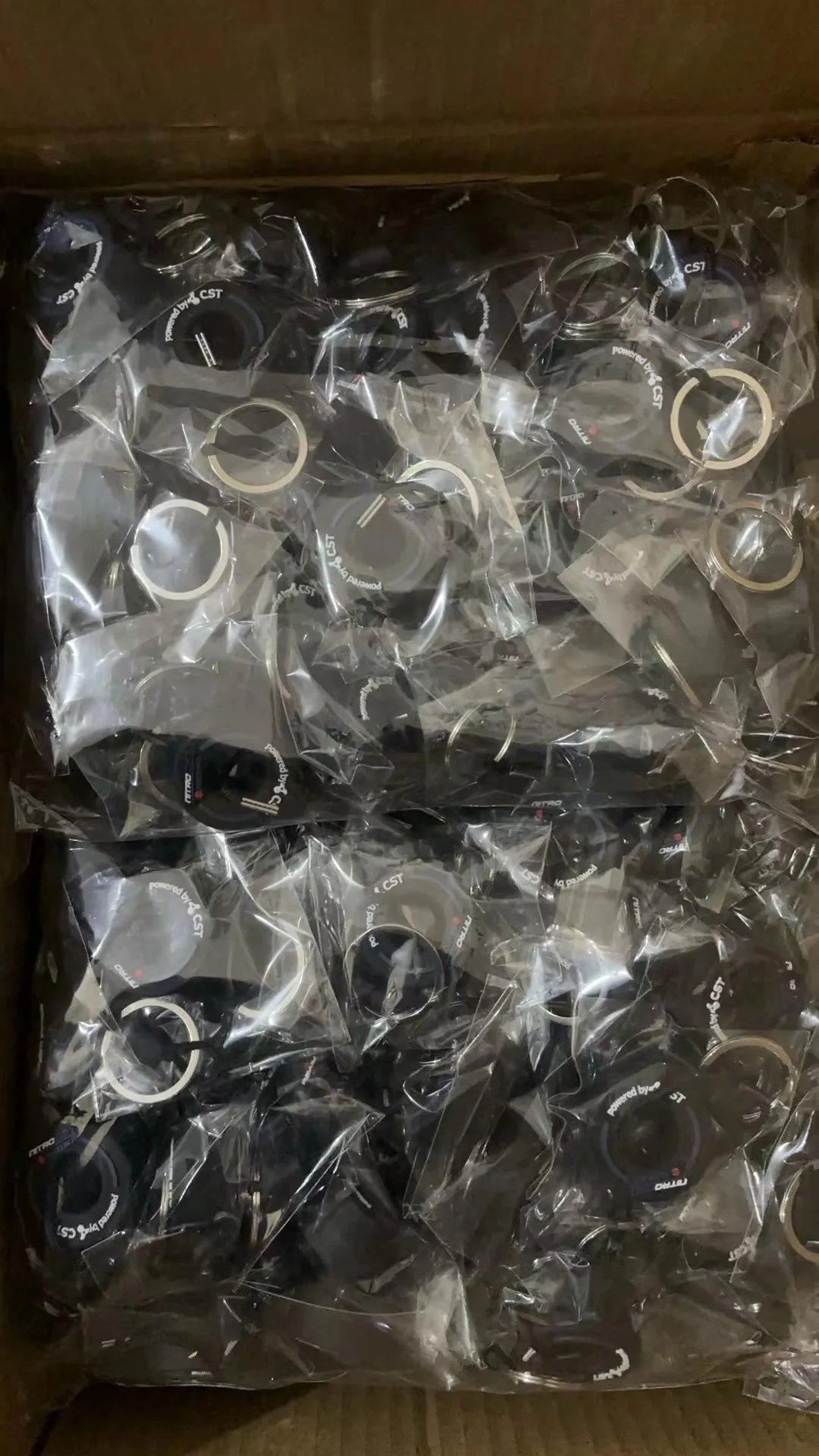 Custom Promotion Innovative Simulation PVC Motorbike Car Wheel 3D Rubber Truck Tire Keychain Tyre Key Chain