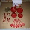 สีแดง