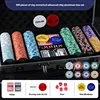 Ensemble de 300 pièces de pastilles numérotées en argile, présentées dans un étui en aluminium.