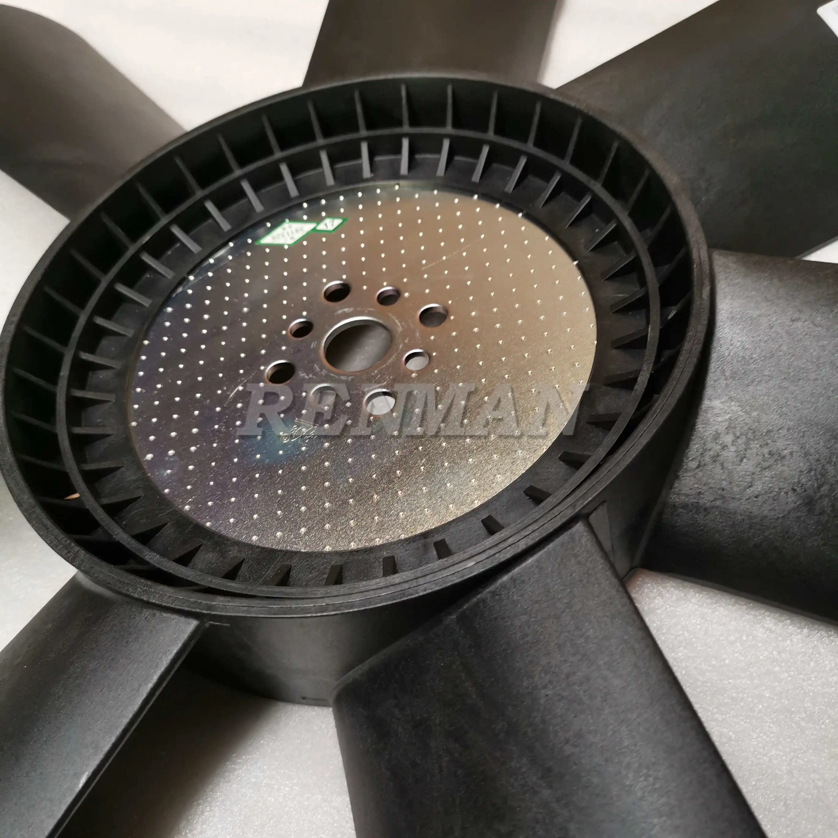 Cummins Engine Cooling Fan 3911326 3911322 3911328| Alibaba.com