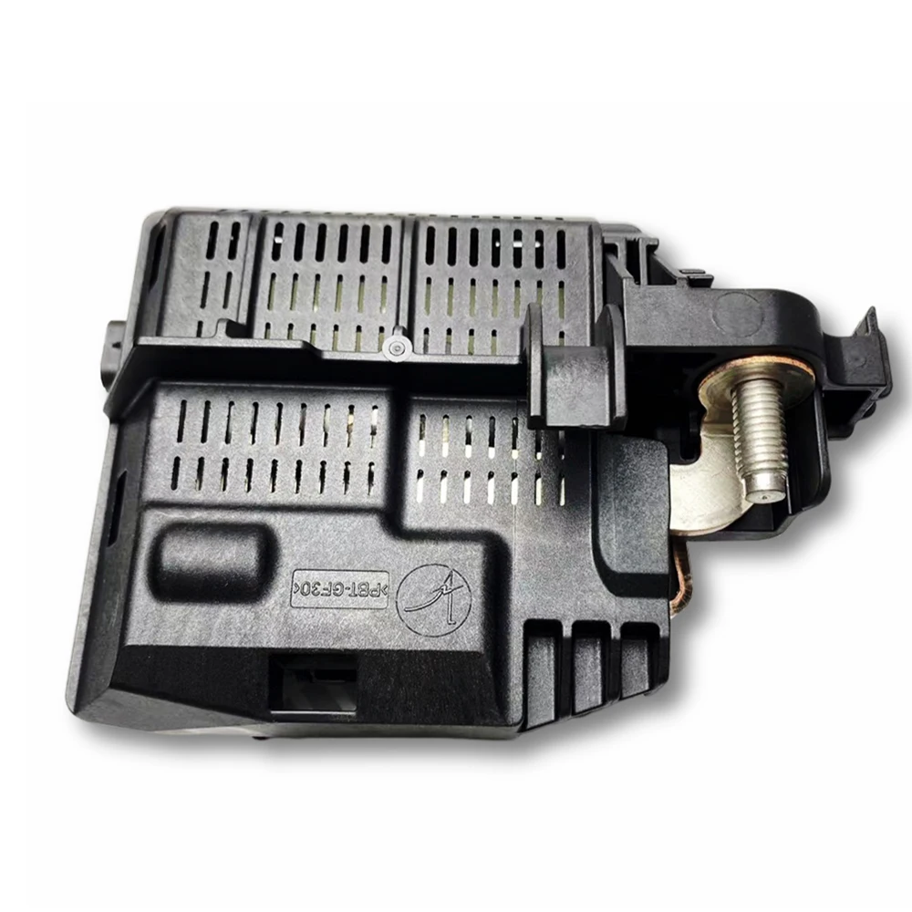 A1669067701 Original Diesel Fuse Box Set Power Limiter Box for Benz W166 Ml300 Ml320 Ml350