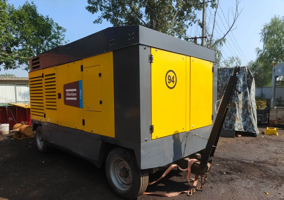 2024 Original Imported Engine Atlas Copco High Pressure 1165CFM 35 Bar Mobile Cummins 410 KW Mining Use Air Compressor Price