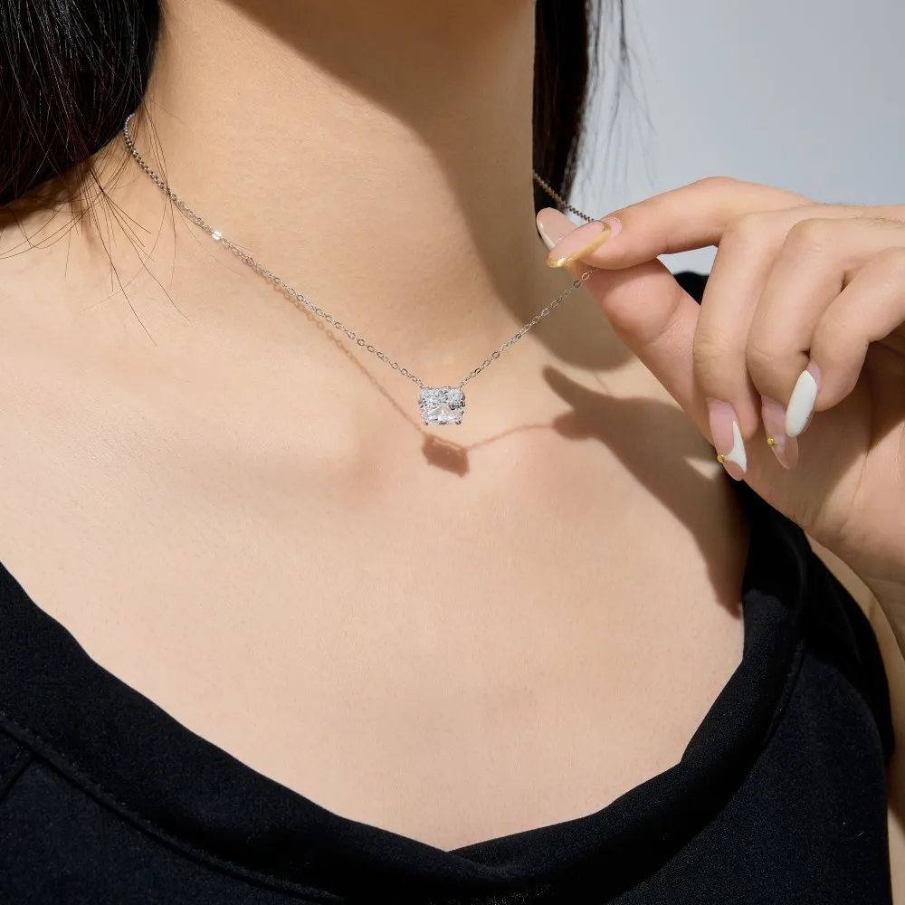 KAKODIY cute and beautifully designed 925 Sterling Silver rhodium plated 18K gold chain 5A zircon small bow cat pendant necklace detail 6