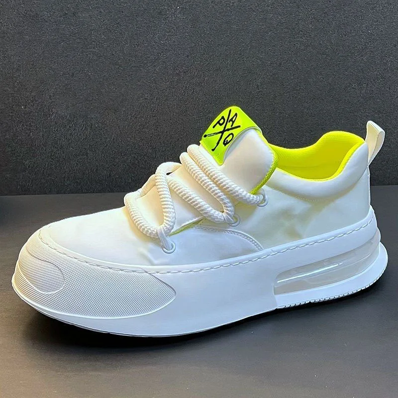 New canvas shoes fashionable sports and leisure shoes breathable and versatile board shoes for men