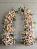 Arco floral con soporte de 2.1+2.1m en color rosa y amarillo.