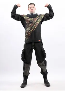 Hd7022e09f57a4ee3a750b4b77c04d