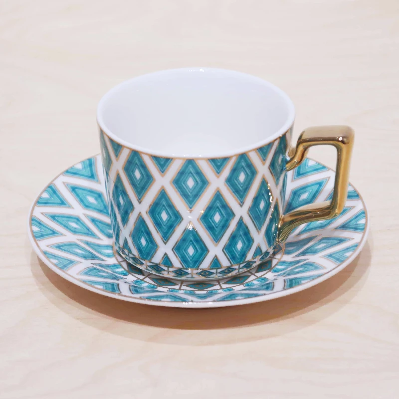 Classic Gold Angel Wings Ceramic Tea & Coffee Cup Set with Saucers Fashionable Couple Design