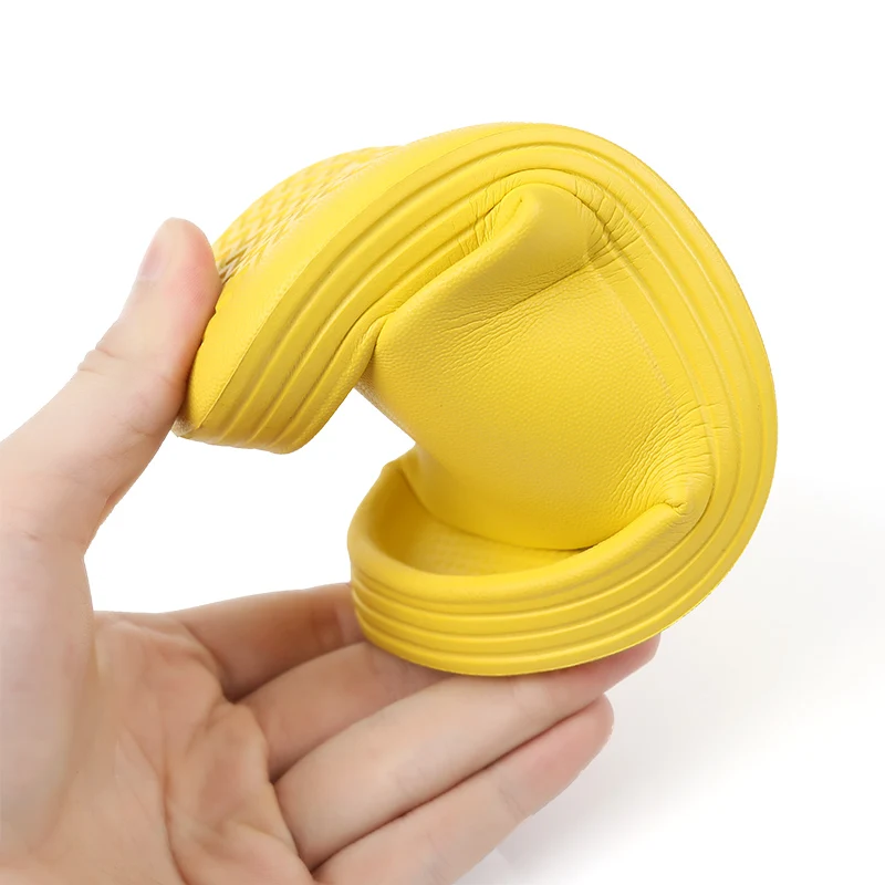 2021 Children's  Slippers boy slides grils sandle Solid Color Slides Silent Slippers  both indoor and outdoor kids slide sandals