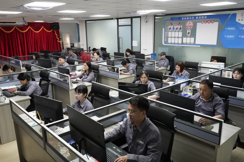 Dongguan Chengfen Jewelry Co., Ltd. 2