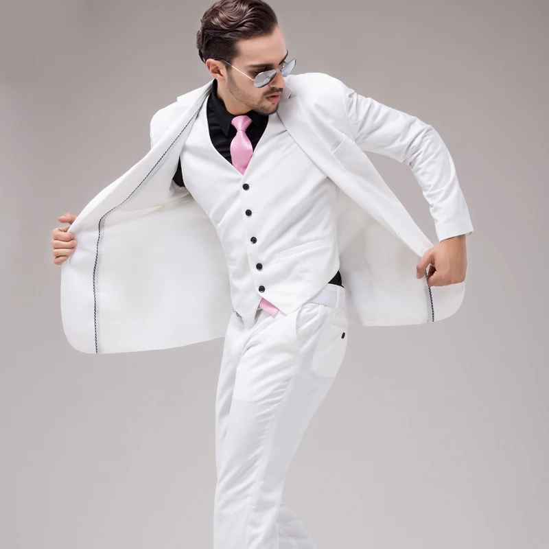 Shop High Quality Men's Suits - Perfect for Wedding & Party