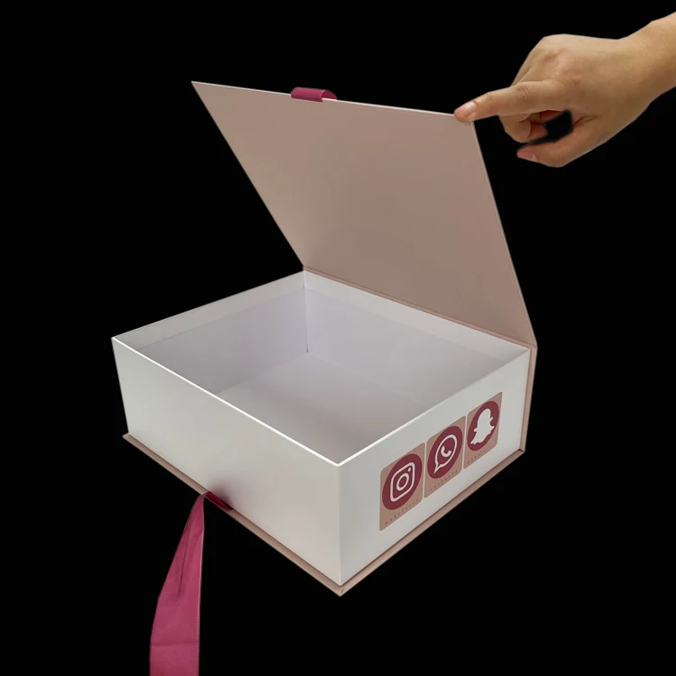 Customizable Matte Paperboard Rigid Box for Handbag Display Recycled Materials with Ribbon Closure