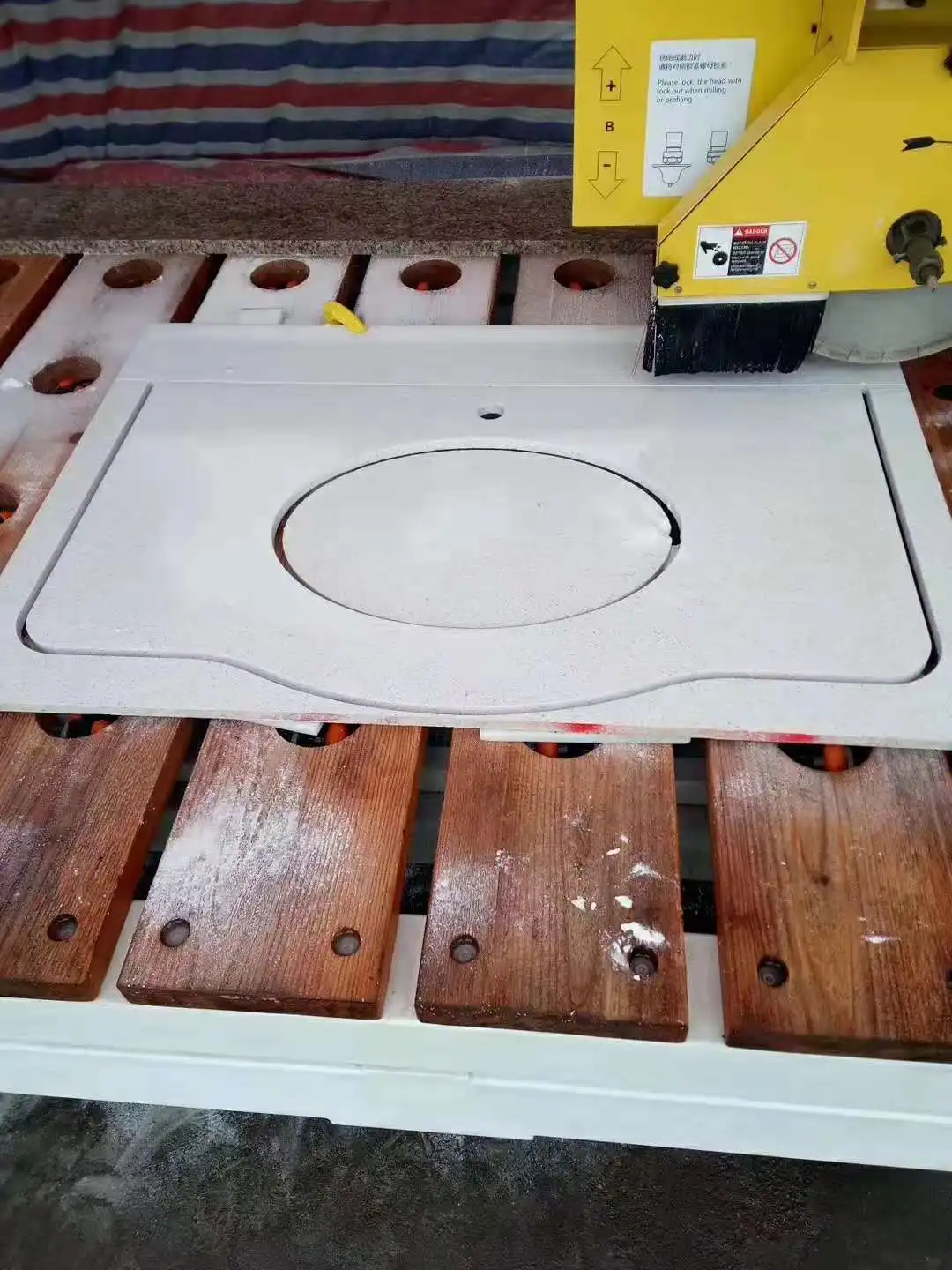 Jinan LEEDER каменная техника гранитная мраморная мостовая пила машина для резки плиты с наклонным столом