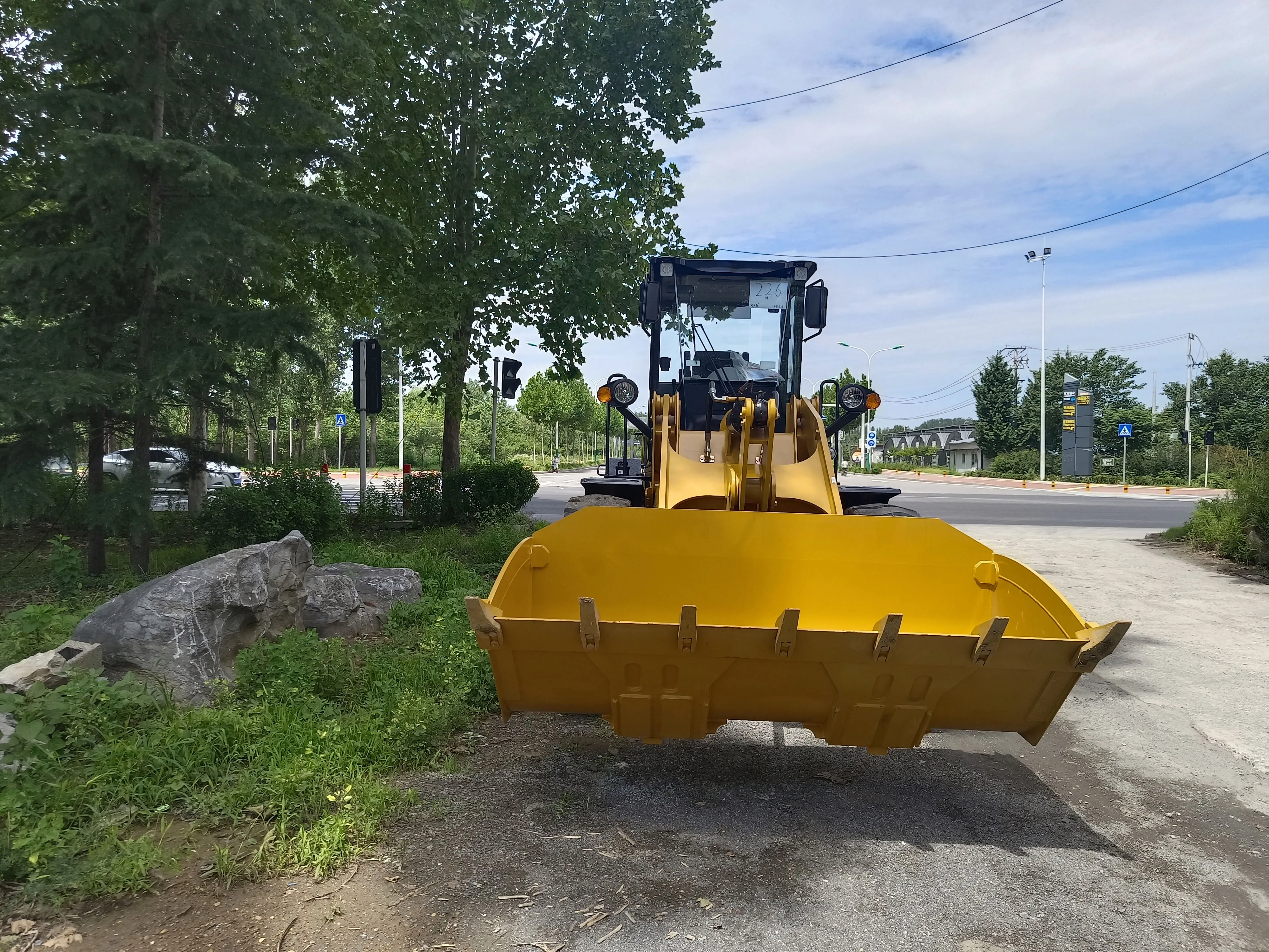 3 Ton Wheel Loader SEM636F Front End Loader Price in Uganda
