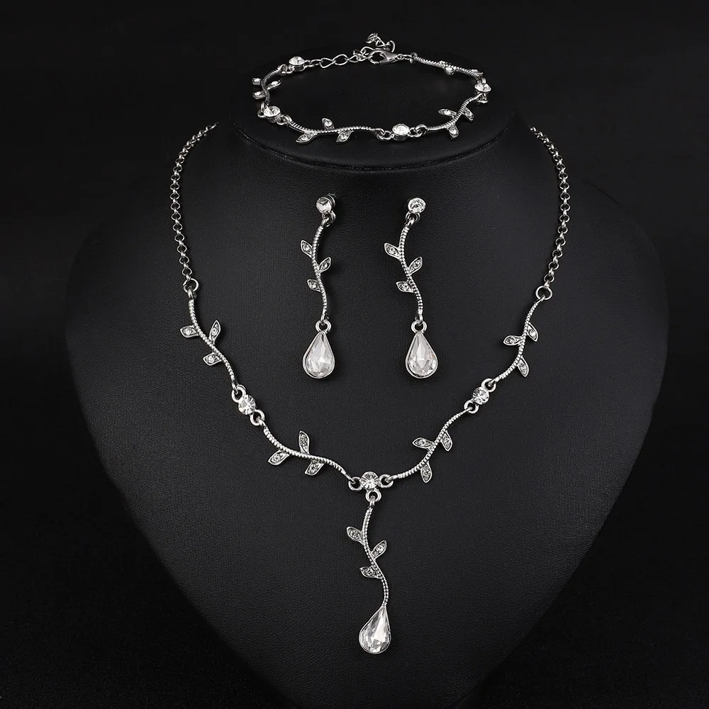Elegant Gold Leaf Jewelry Set for Weddings