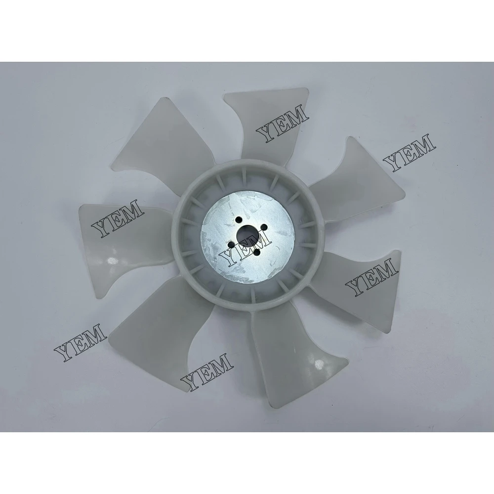 For Kubota D1503 Fan Blade 17371-74110 Engine Replacement Parts 3