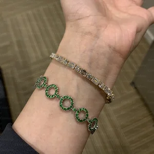 Luxury 14K/18K gold bracelet, set with a 4.89-carat lab-grown round-cut diamond Elegant evening jewellery (ladies' style)