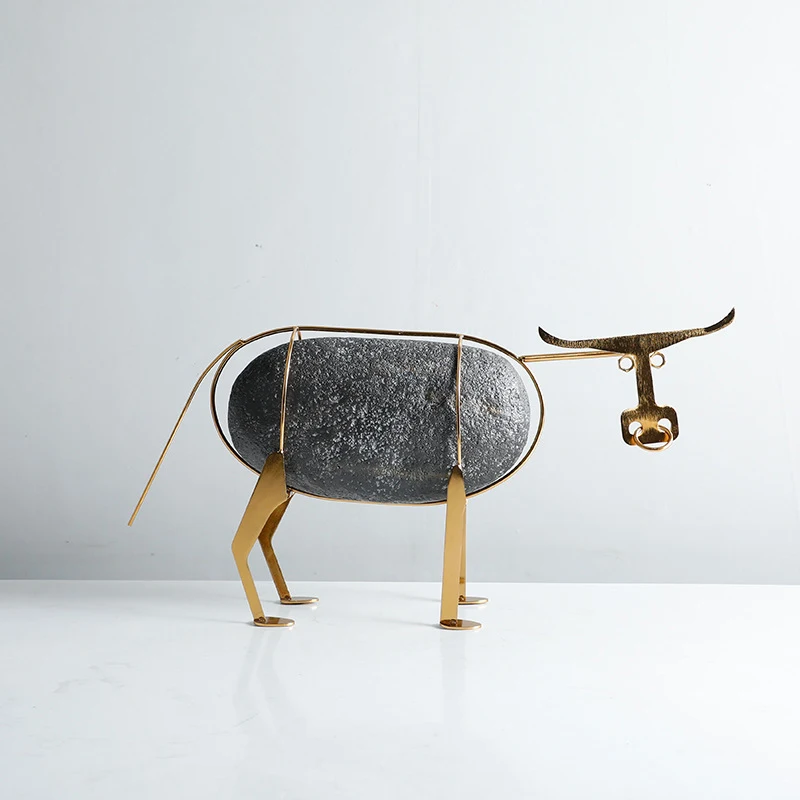 Abstract Metal Iron Bull Shape Stone Combination Creative Luxury Home Office Desktop Handicraft Ornaments