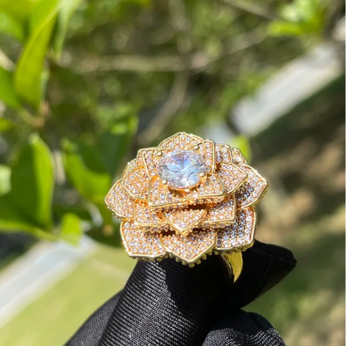 DE Shiny Hiphop Dazzling Iced Fashion Brass Silver Rose Gold Jewelry Striking Moissanite Big Flower Ring_voghion.com