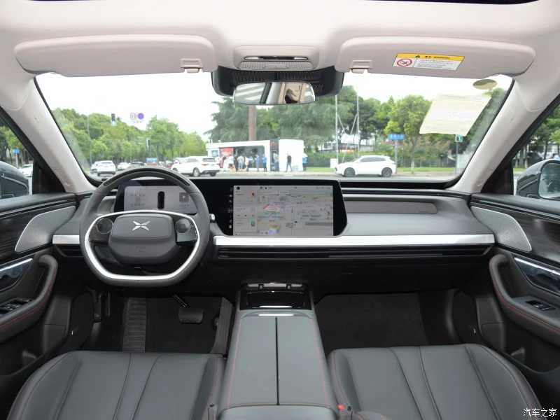 High Speed Pure Electric Car Made In China Electric Car P7 2022 586g ...