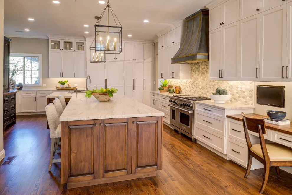 2025 Free Design Custom Project Use Modem Solid Wooden Kitchen Cabinet