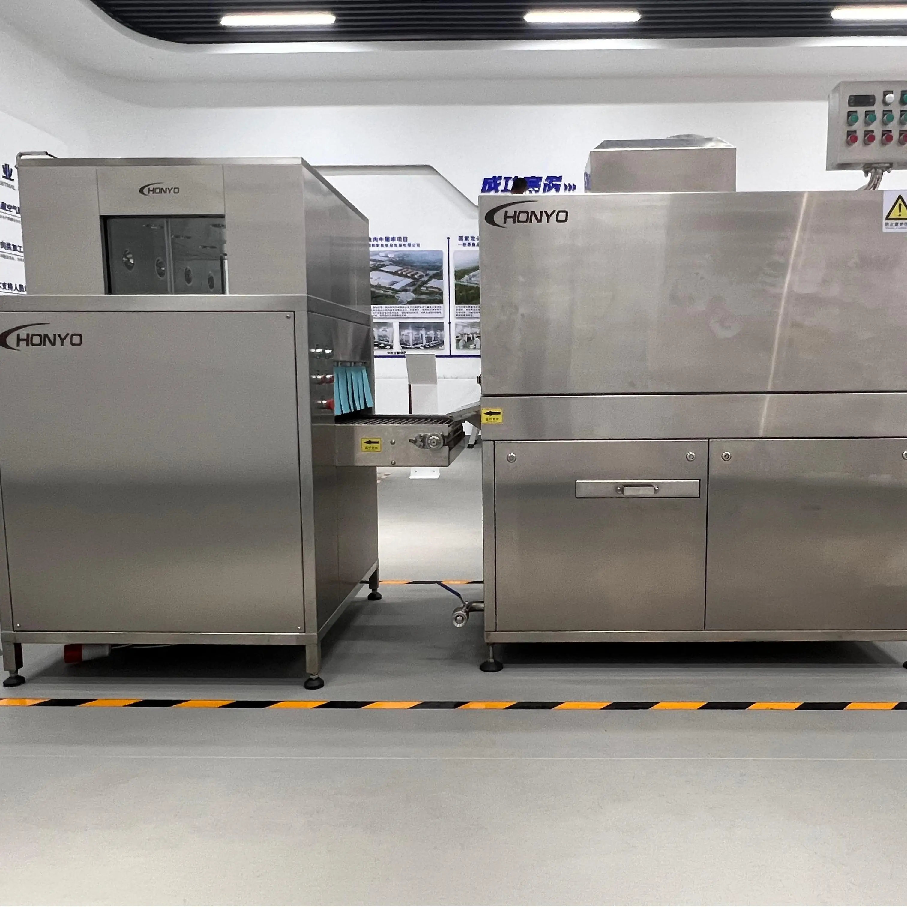 Automatic energy-saving heat shrink packaging machine for food packaging and industry