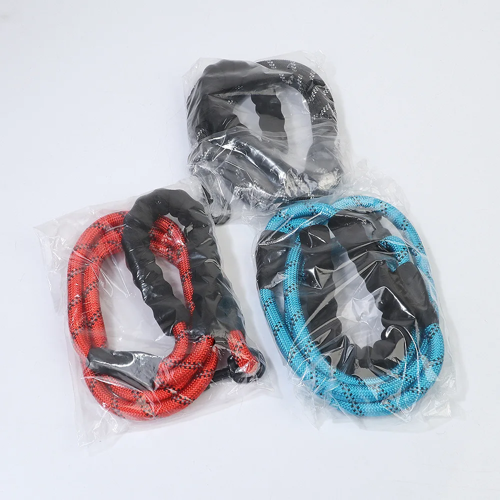 
 Upgrade Highly Reflective Threads Strong Durable Polyester Dog Leash with Comfortable Padded Handle for Medium Large Dogs  
