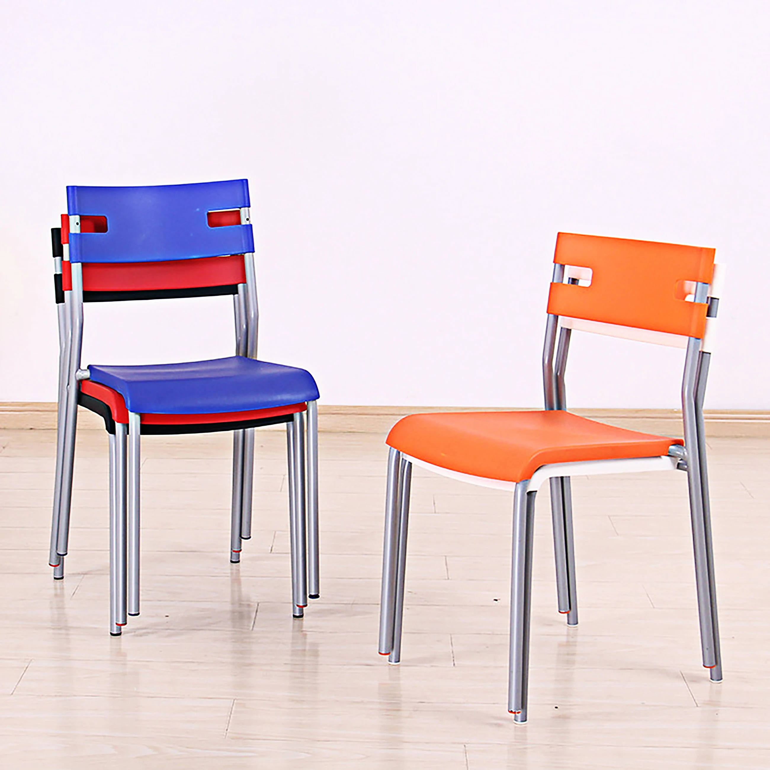 Оптовая продажа, уличные полипропиленовые стулья для кафе с металлическими ножками, пластиковый обеденный стул, Штабелируемый