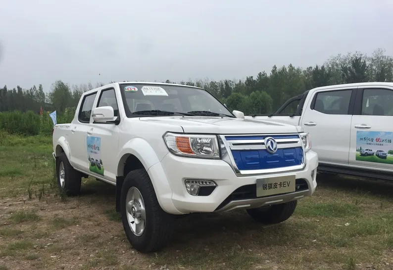 Dongfeng RICH Model EV Double Drive Motor Electric Pickup Truck Left Steering Manual Gear Box Dark Interior Hot Sale in China
