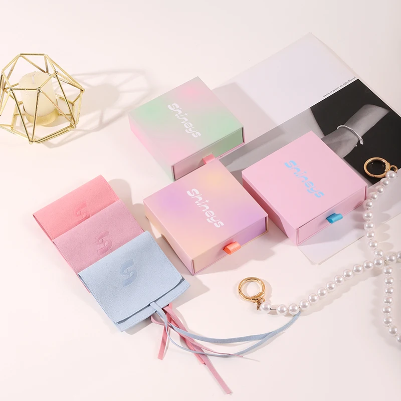 A1 Factory Customized Logo Luxury Design Gift Packaging Pendant Ring Necklace Paper Packing Box Jewelry Storage Jewelry Set supplier