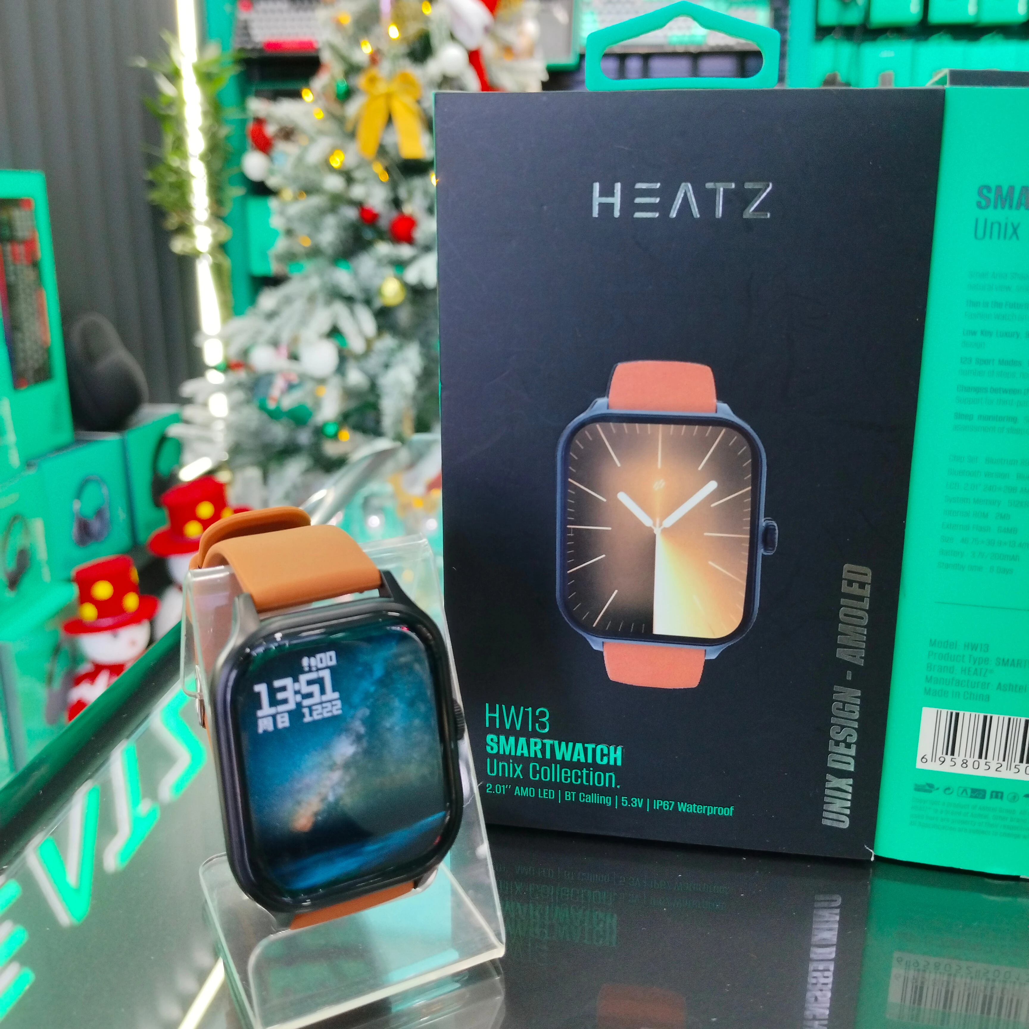 HEATZ HW13 IP67 Smart Waterproof Sport Smartwatch with Earphones