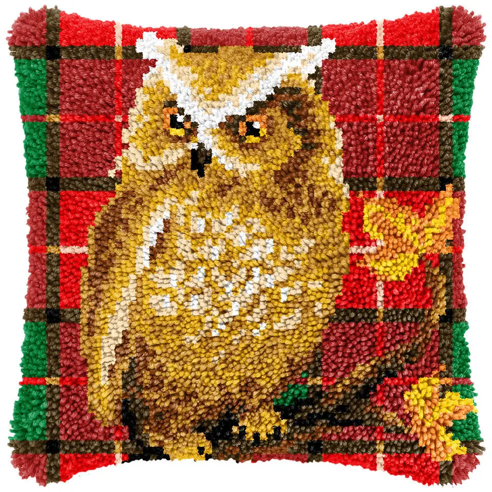 Manufacturers Supply Wool Carpet Embroidered Latch Hook Pillow Kits Cartoon Owl Pattern Plush Sofa Cushion